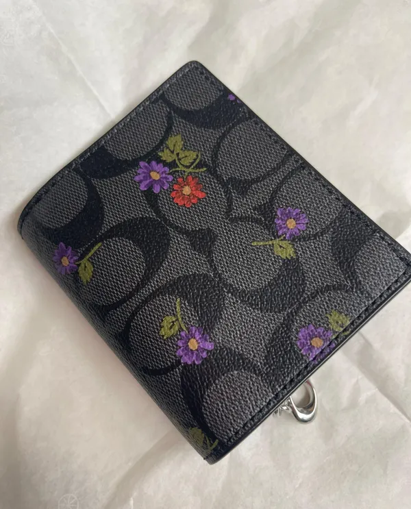 Coach Snap Wallet In Signature Canvas With Country Floral Print - Image 2