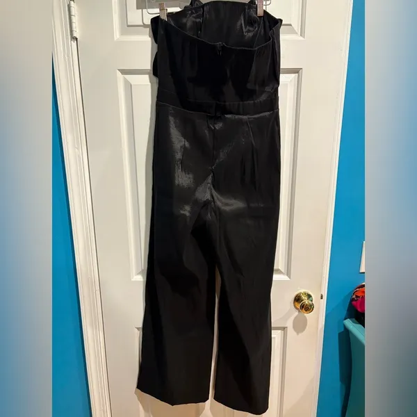 SHEIN artsy unique 3-D flowers strapless jumpsuit black sz L - Image 3