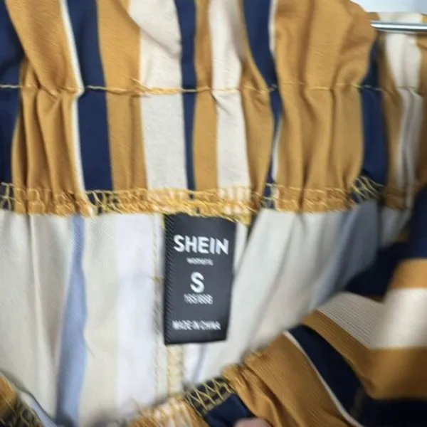 Shein Striped Paperbag Belted Shorts Yellow Bloue‎ S - Image 2