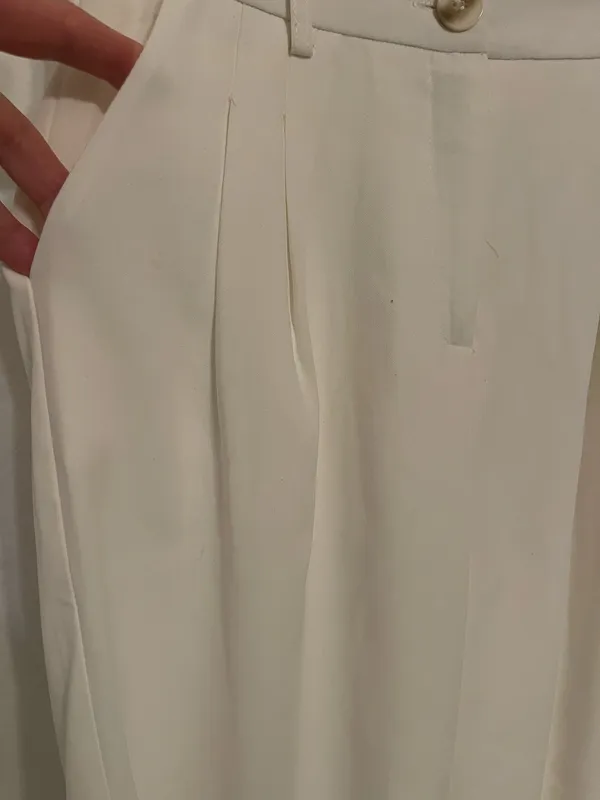 Wide -Leg White High Waisted Dress Pants . Size M - Image 5