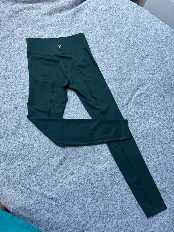 Savage X Fenty Green High-Waisted Athletic Leggings - Image 2