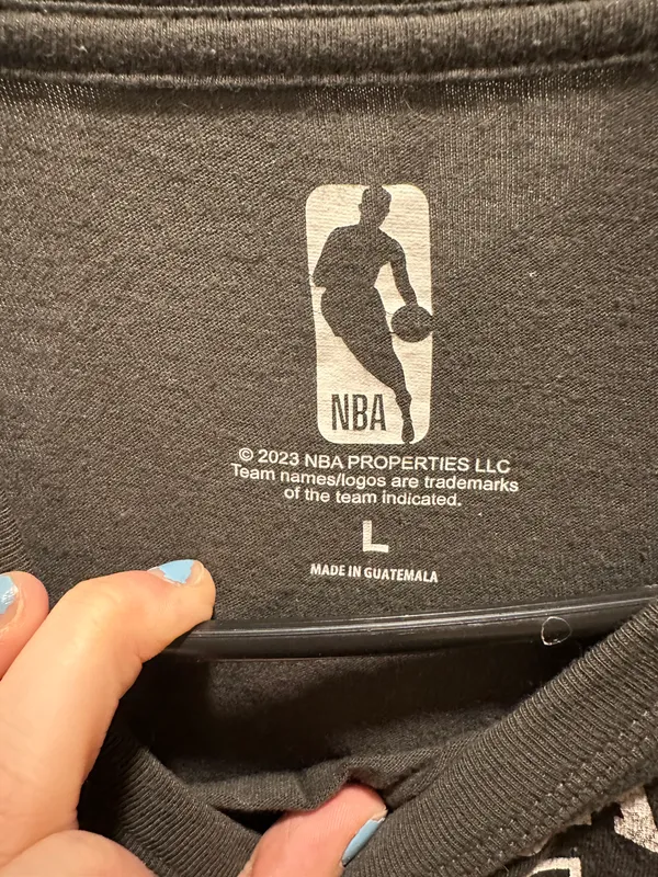 NBA Black Chicago Bulls Oversized Shirt - Image 2