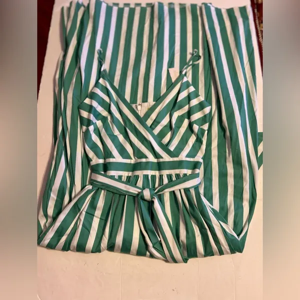 Gianni Bini green & white stripe sleeveless dress size 2 - Image 3
