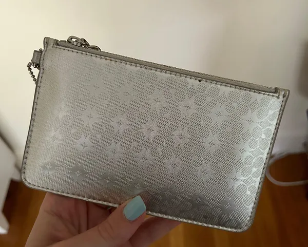 Coach Wristlet Silver - Image 2