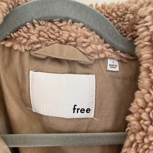 Aritzia The Teddy Sherpa Full Zip Oversized Jacket Tan Camel - Image 6