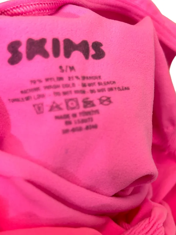 SKIMS SCULPTING BODYSUIT W SNAPS Neon Orchid S/M New without box - Image 10
