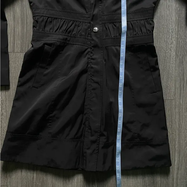 Guess women’s Black Small Coat - Image 10