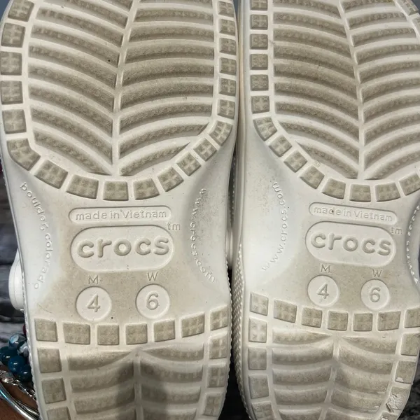 CROCS White Sandals with Signature Perforated Design - Image 6