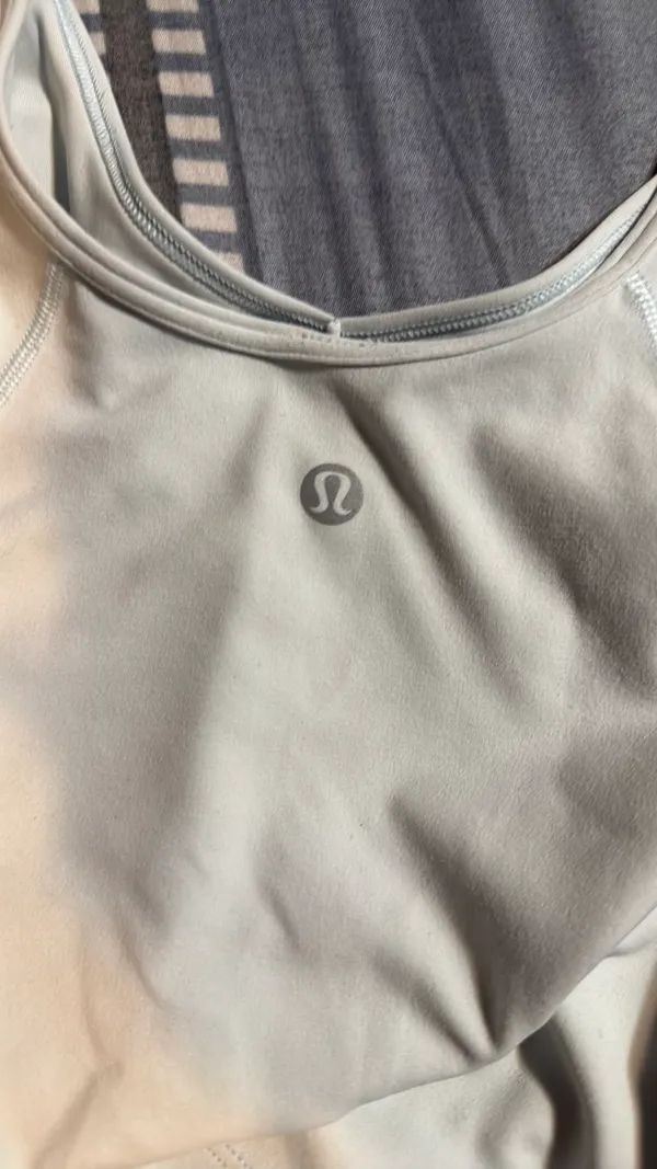 Lululemon top - Image 3