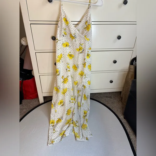 Abercrombie and Fitch Midi Dress Size M - Image 2