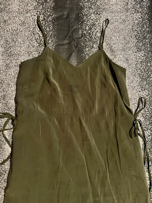 Universal Threads Womens XS Universal Thread olive green spaghetti straps tie side midi dress - Image 2