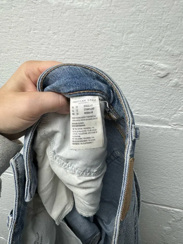 American Eagle Mom Jeans - Image 7