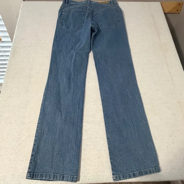 IZOD Womens Straight Leg Jeans Medium Wash Blue Size 2 32 Inseam Stretch Denim - Image 3