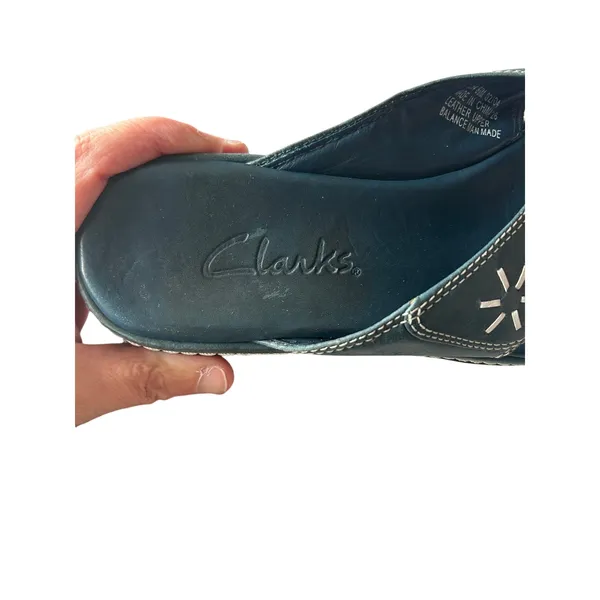Clark’s Artesian Y2K blue leather toe loop wedge sandals comfort size 6.5 - Image 3