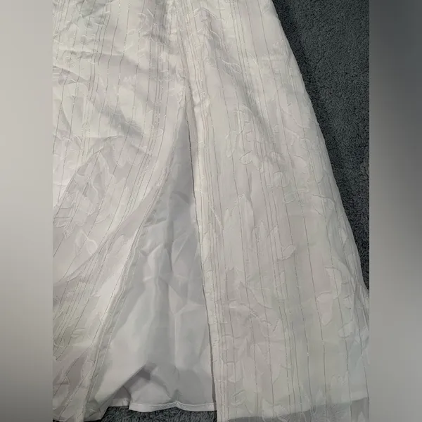 Lulus loveliest looks white floral midi dress medium NWT - Image 4