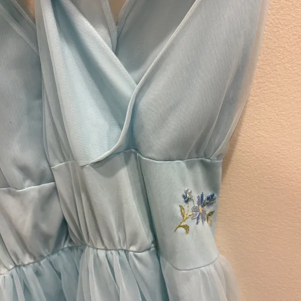 VTG 60s Heiress Light Blue Floral Embroidered Mesh Overlay Nightgown Dress XS - Image 9