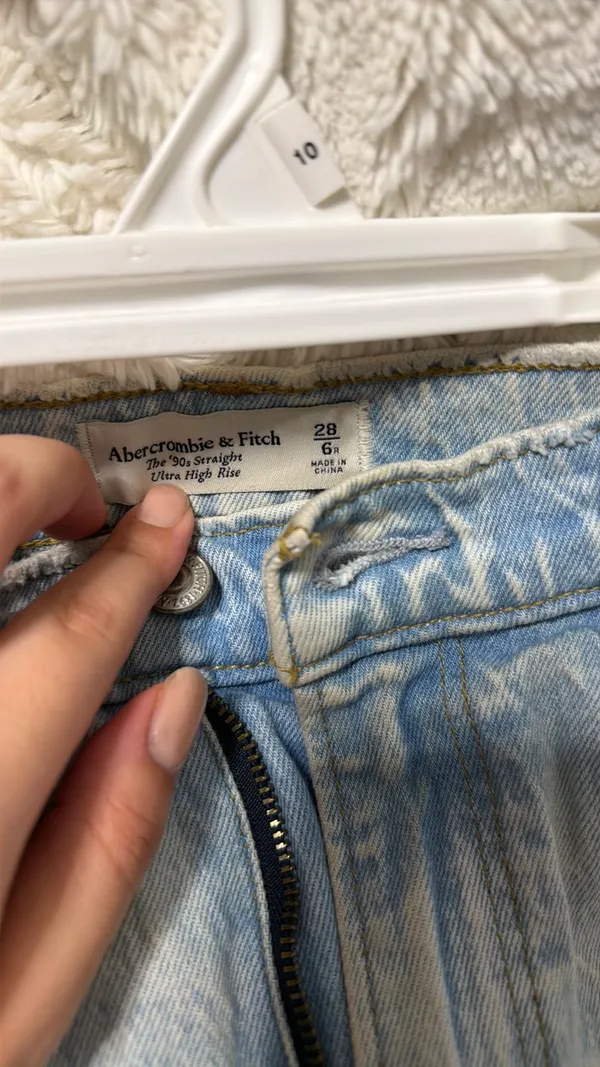 Jeans Abercrombie 90s High-Rise Straight - Image 4
