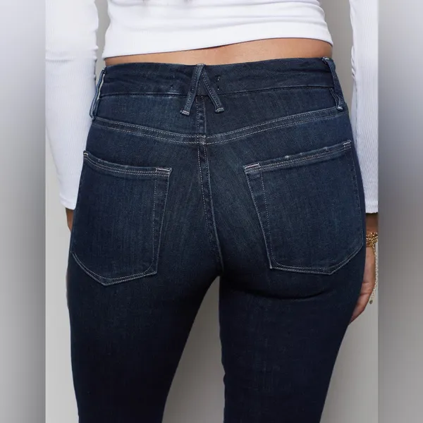 Good‎ American Good Leg Crop in Blue 260 Size 0 or 25 - Image 4