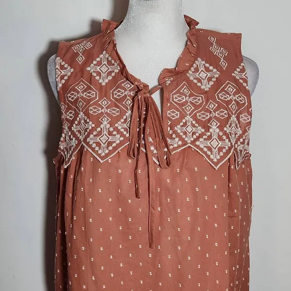 Mine Terra Cotta Sleeveless Blouse with Embroidered Details NWOT Size Large - Image 3