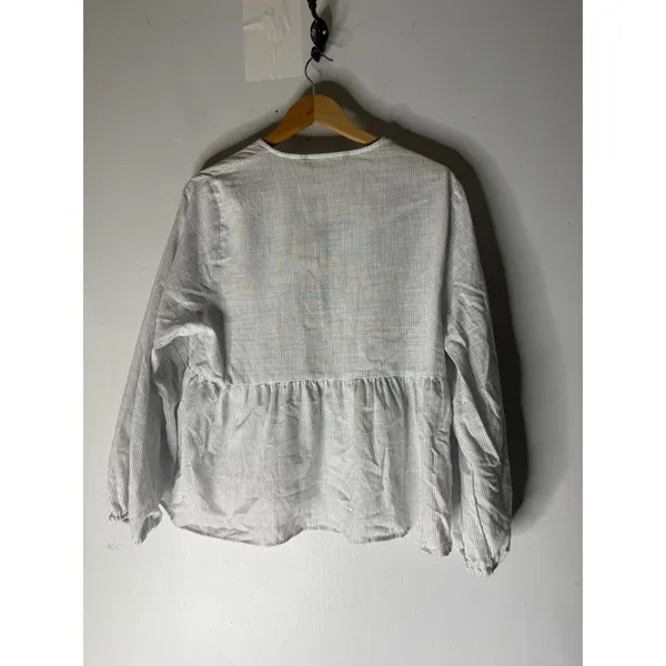 NWT Zara striped linen pheasant‎ v neck button front blouse white blue large - Image 2
