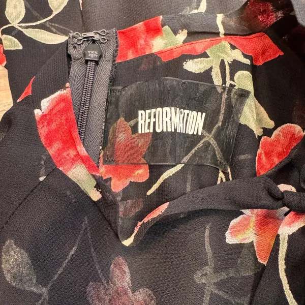 Reformation‎ Portia Dress Black Floral Print Long Sleeve Tie Neck Mini Size 4 - Image 4
