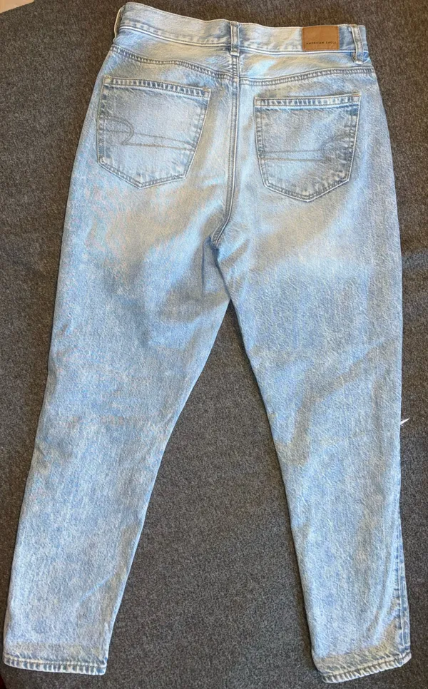 American Eagle Outfitters Mom Jean - Image 5