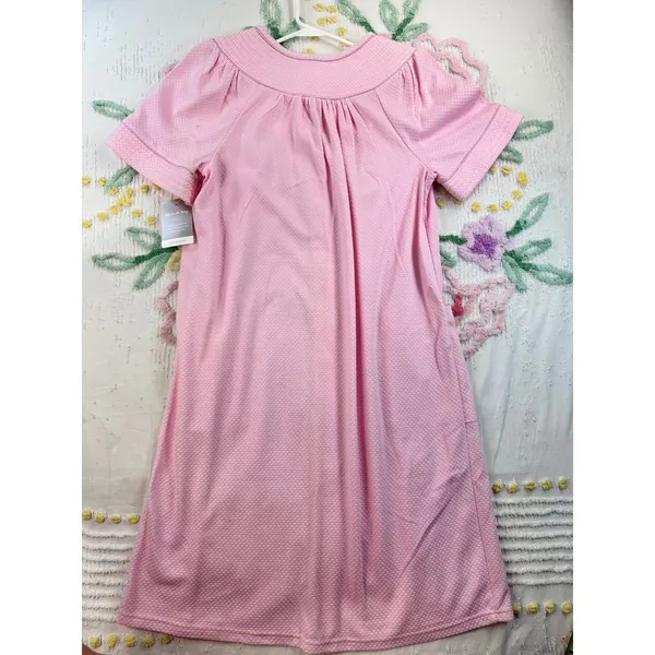 White Stag Pink Seersucker Snap Front House‎ Coat Floral Embroidered Robe M 8-10 - Image 11