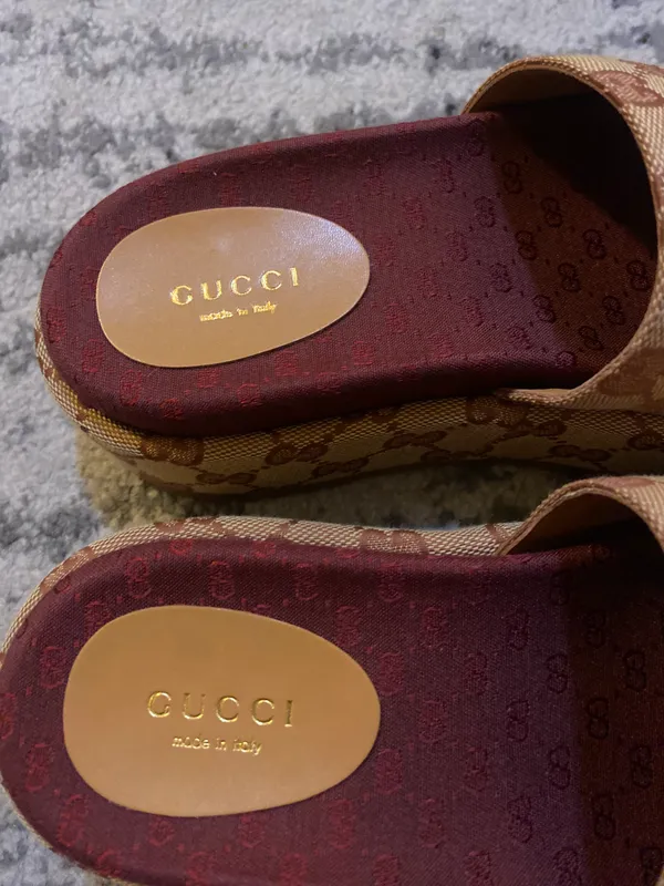 Gucci GG Supreme Platform Sandal Size 35 - Image 3