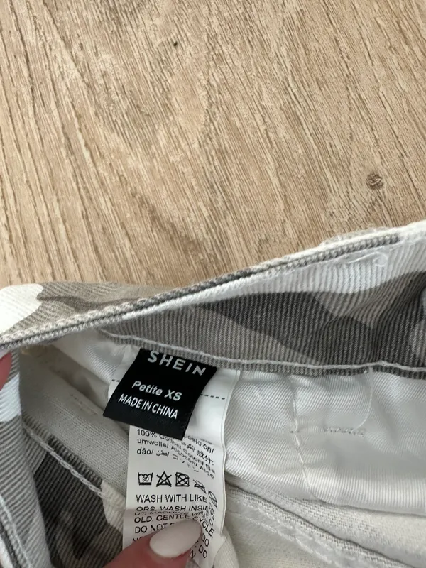 Camo Cargo Pants Size XS - Image 4