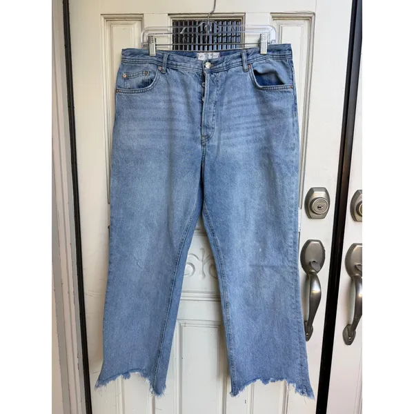 We The Free Free People Jeans Light Wash Straight Leg Raw Hem Button Fly Size 31 - Image 6