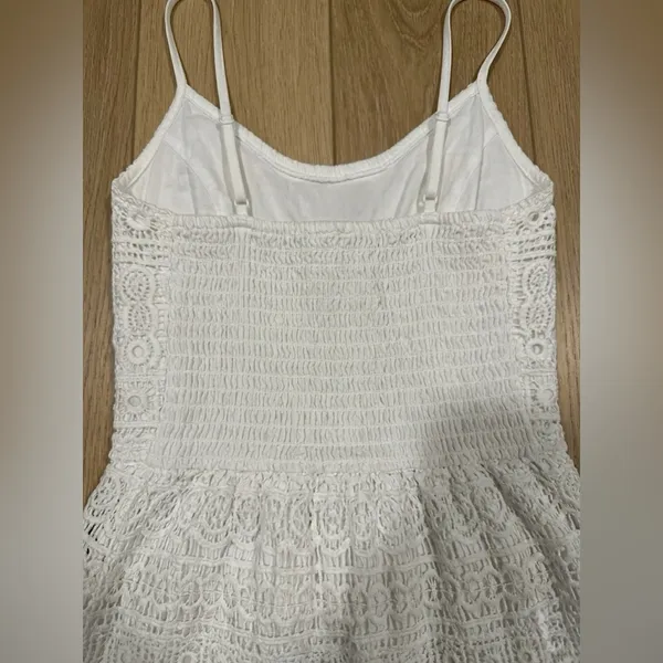 Abercrombie White Crochet Lace Mini Dress Boho Festival Smocked V-Neck - Image 6