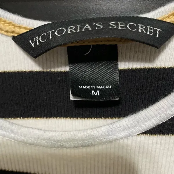 Victoria’s Secret black and white tank top - Image 5