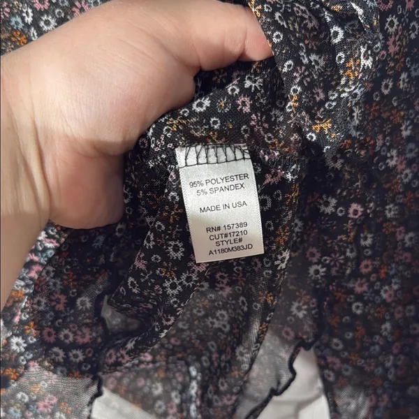 Floral Black Long Sleeve Top Size M - Image 5