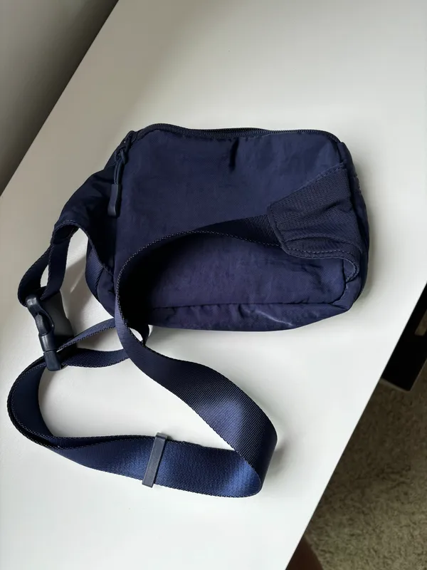 Gaiam Belt Bag - Image 4