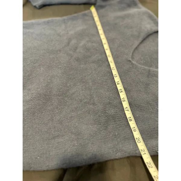 Theory 100% Cashmere V-Neck Pullover Blue fuzzy Relaxed Quiet Luxury Sweater - Image 3