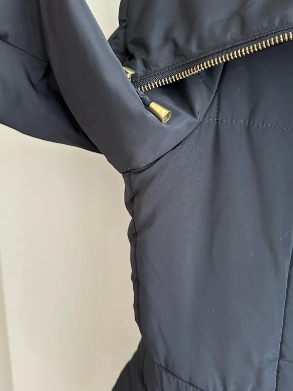 attention Black Fitted Puffer Jacket, Wide Collar, Gold Hardware, Size Small - Image 6
