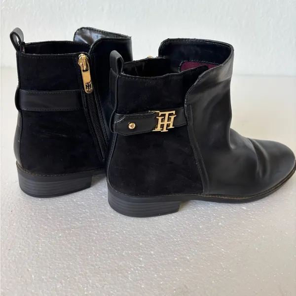 Tommy Hilfiger Black Leather and Suede Ankle Booties Witchy size 8M - Image 5