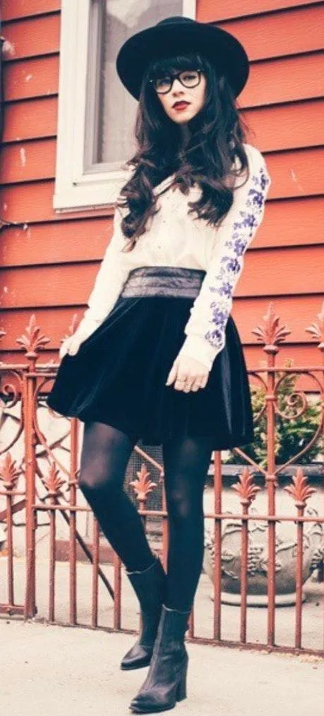 White And Blue Top  - Image 2