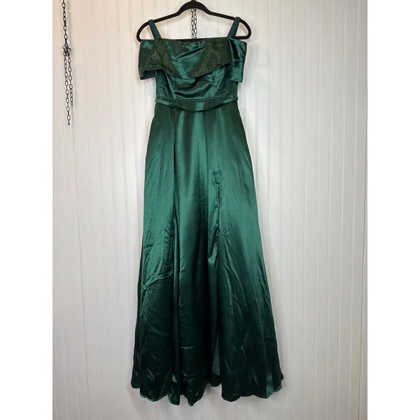 NWT Lulus Greatest Hits Forest Green Satin Off-the-Shoulder Maxi Dress Size M - Image 3