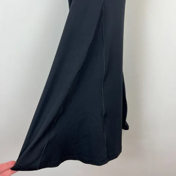 Aerie Offline Real Me Super Flare Crossover Hi-Rise Leggings Womens‎ Small Black - Image 12