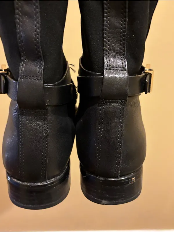 MICHAEL Michael Kors Black Leather Knee-High Boots with Gold Hardware - Image 8