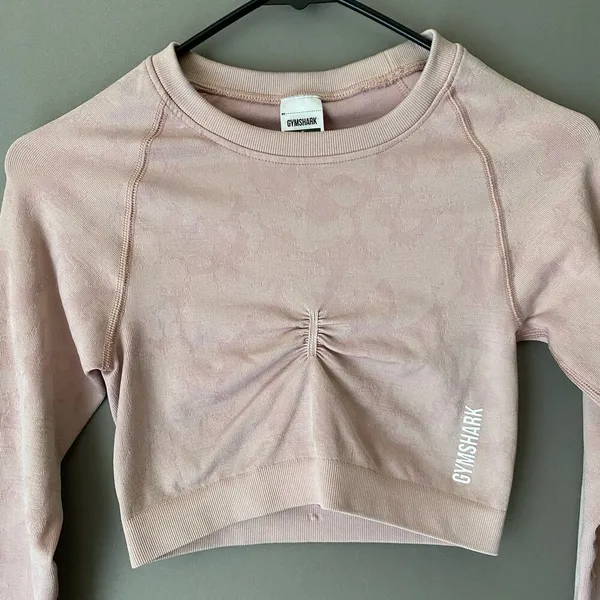 Gymshark sz S pink adapt camo seamless long sleeve crop‎ top - Image 5