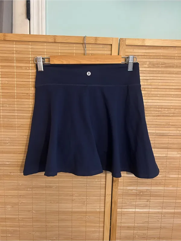Yitty navy blue Women's Athletic skirt skirt pickleball tennis woman’s small - Image 2