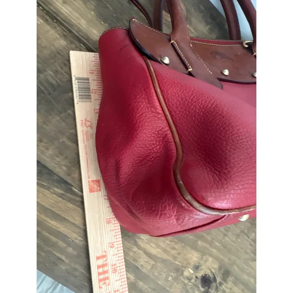 Vintage Dooney & Bourke Red Pebbled Leather Satchel Bag Tan Trim Duck Logo Large - Image 9