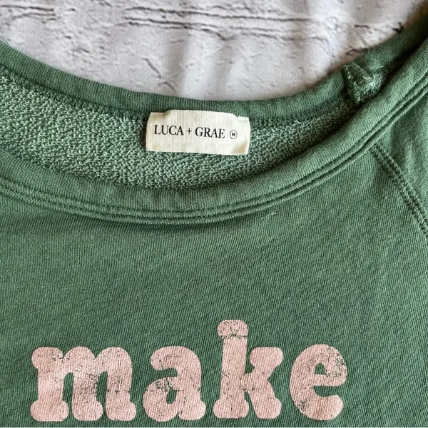 I Make Mommy Moves Sweatshirt Top Luca + Grae Medium Comfy Loungewear Small flaw - Image 3
