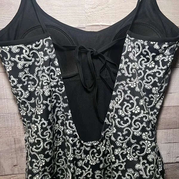 Boden Black & White Patterned Scoop Neck Tie Back One Piece Swimsuit - Image 8