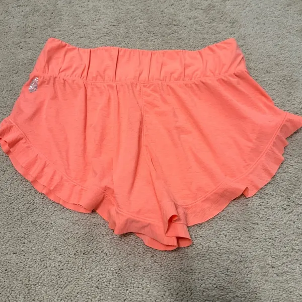 Free People Shorts! - Image 3