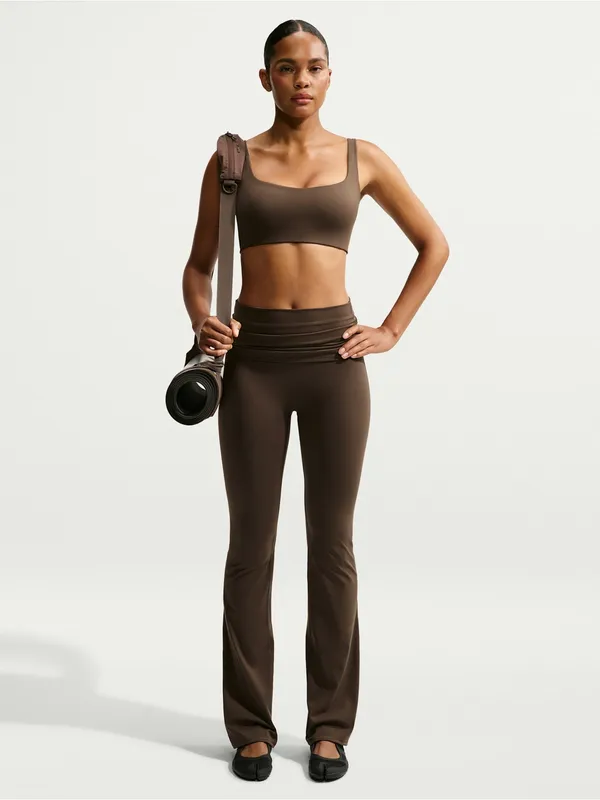 NIKE X SKIMS (G15) Matte Scoop Neck bra | Color Currant | Size MEDIUM - Image 5