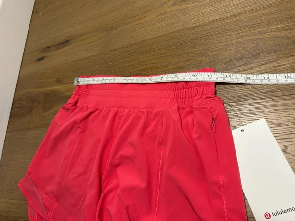 Lululemon size 2 shorts/Hotty hot shorts - Image 13
