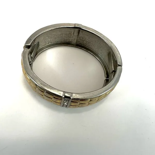 Gold tone rhinestone hinged bangle bracelet - Image 10